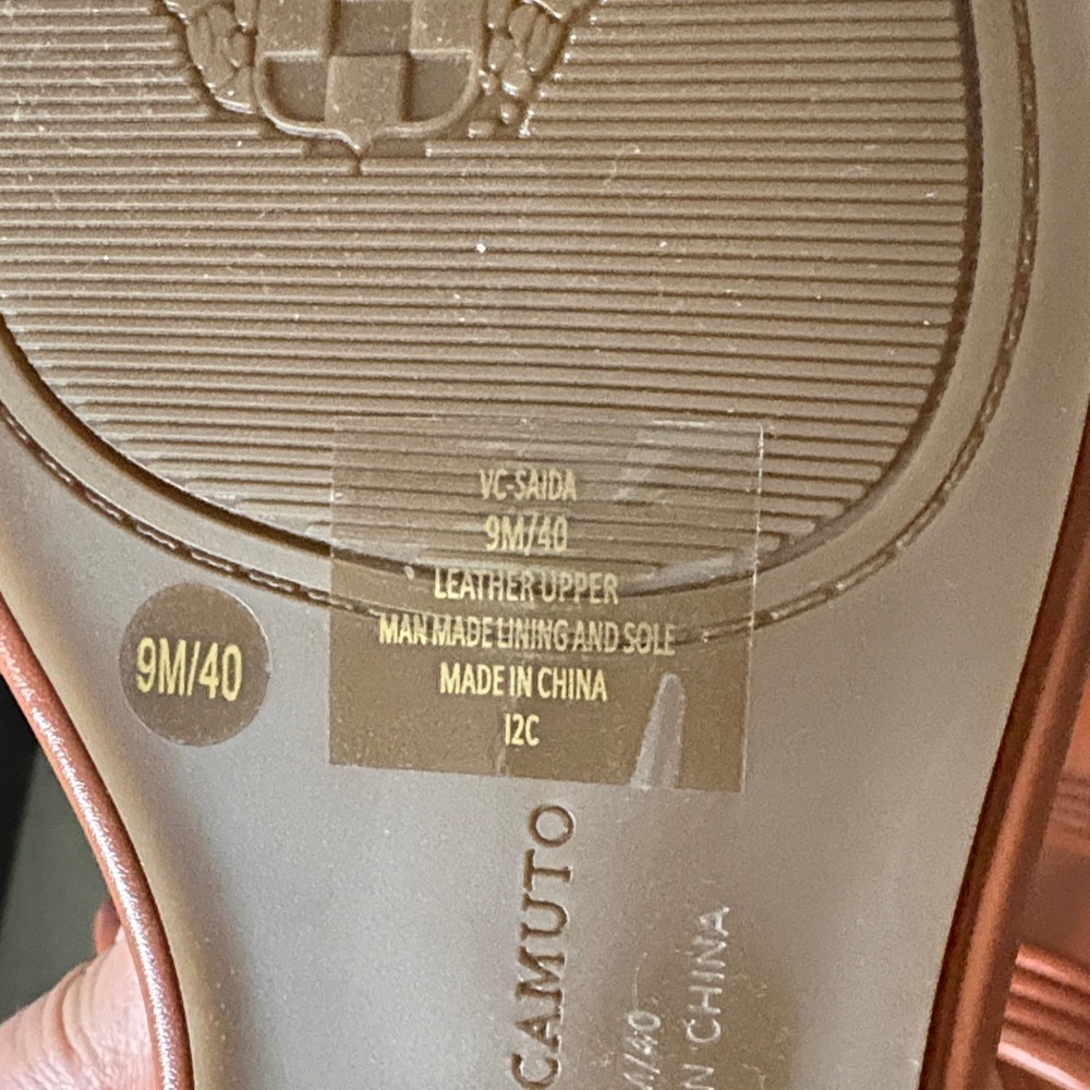Vince Camuto Tan Knotted Sandals - Picture 3 of 4